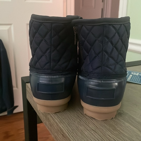 SO Navy Wombat Duck Boots size 7 - Picture 2 of 3